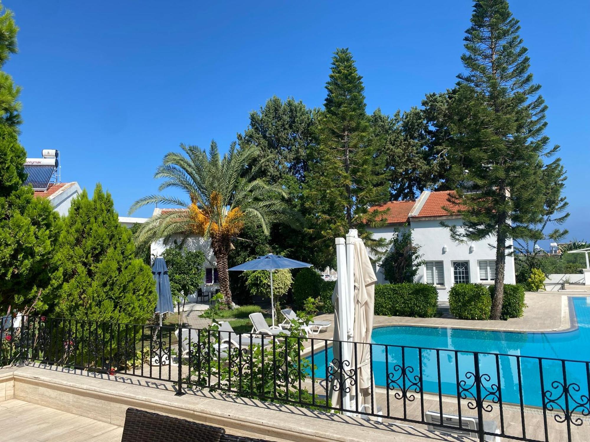 The Prince Inn Hotel & Villas Agios Georgios  Exterior photo