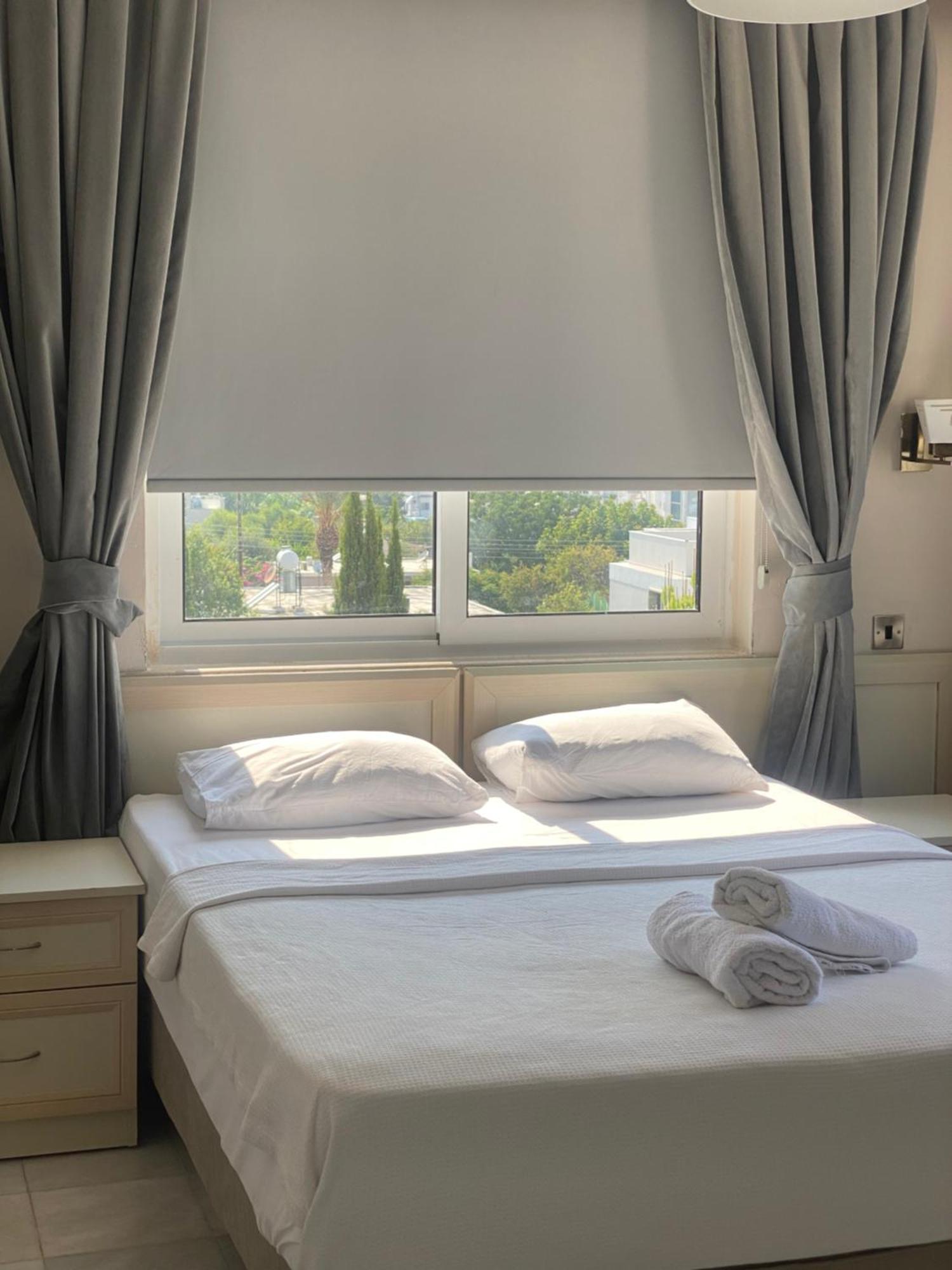 The Prince Inn Hotel & Villas Agios Georgios  Exterior photo