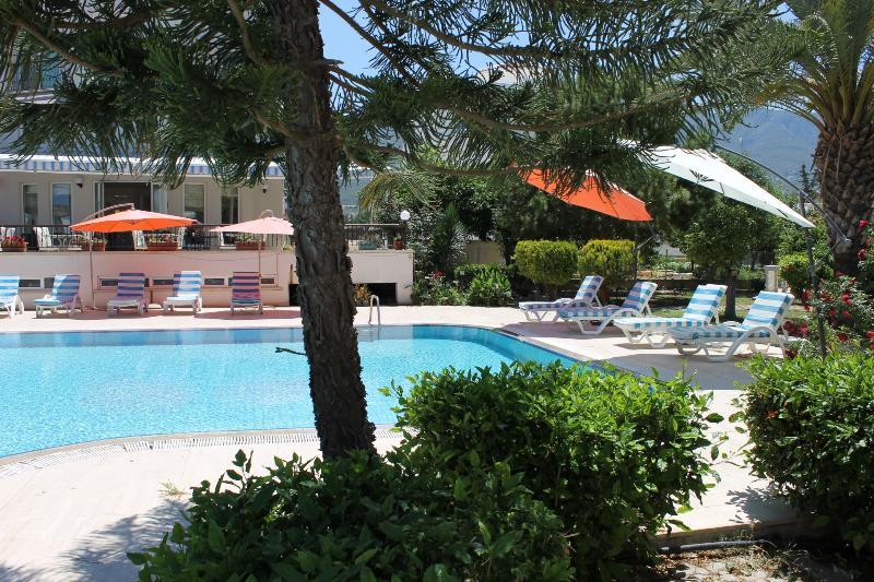 The Prince Inn Hotel & Villas Agios Georgios  Exterior photo