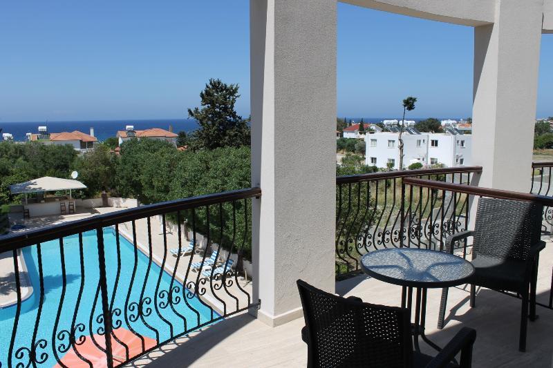 The Prince Inn Hotel & Villas Agios Georgios  Exterior photo